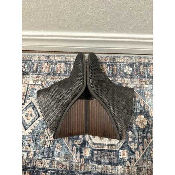 Lucky Brand Mules Larsson Pewter Perforated Leather Clogs Stacked Block Heel 10M - Picture 5 of 6